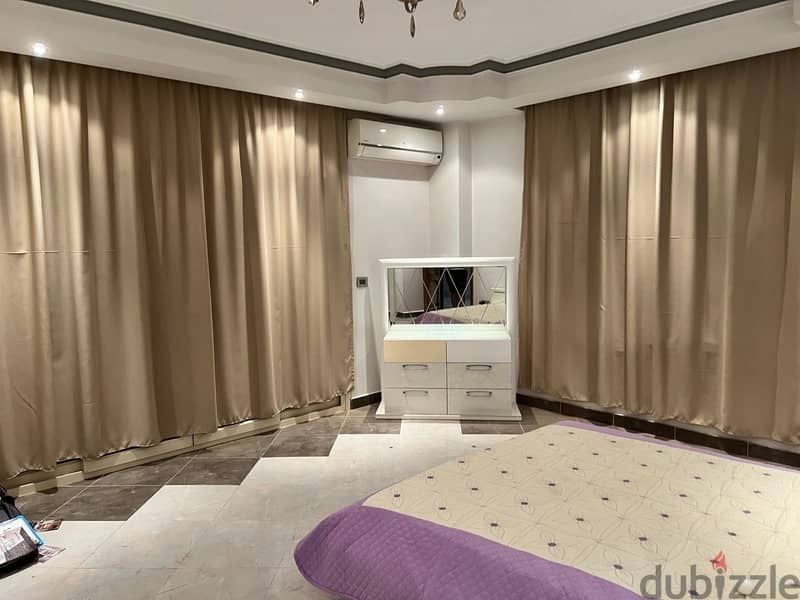 Villa for sale in Dahyet Al Nakheel Compound, super luxurious finishing, prime location 4