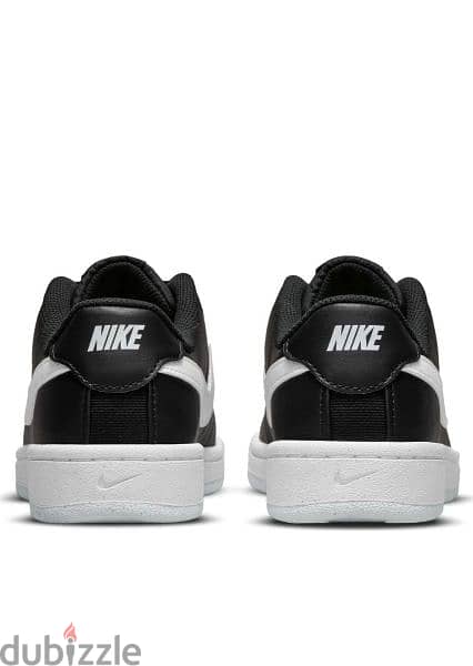 Nike women's court royale 2 sneaker size 41 black/white 4