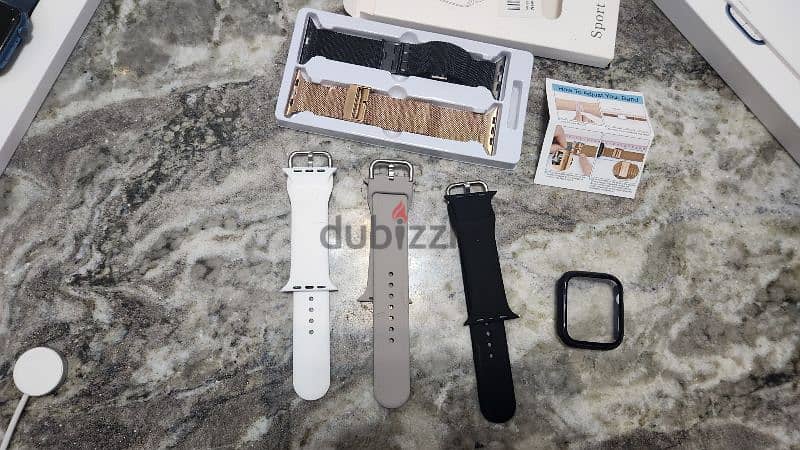 Apple watch series 7 45 mm as new   ابل وتش ٧ مفيهاش خربوش + اكسسوارات 12