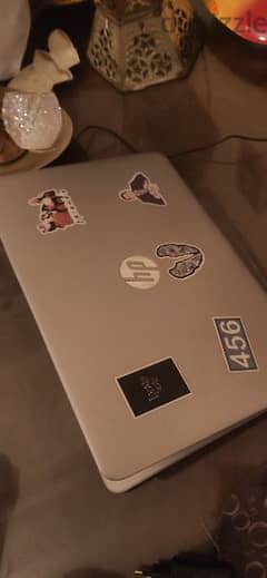 Laptop HP للمصممين و المبرمجين 0