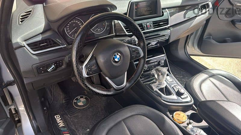 BMW 218 i 2016 18