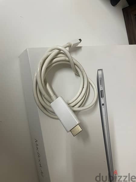 MacBook Air (13-inch, Early 2015) 10