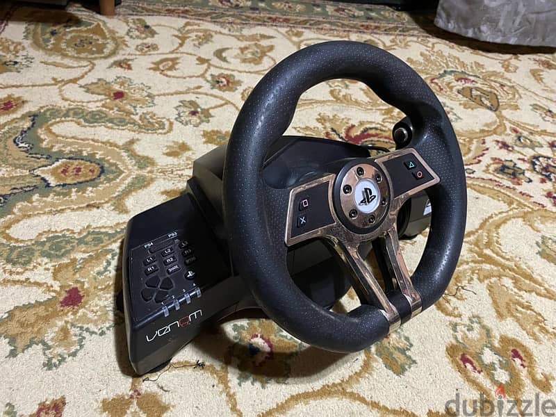 Venom PlayStation 4 steering wheel 4