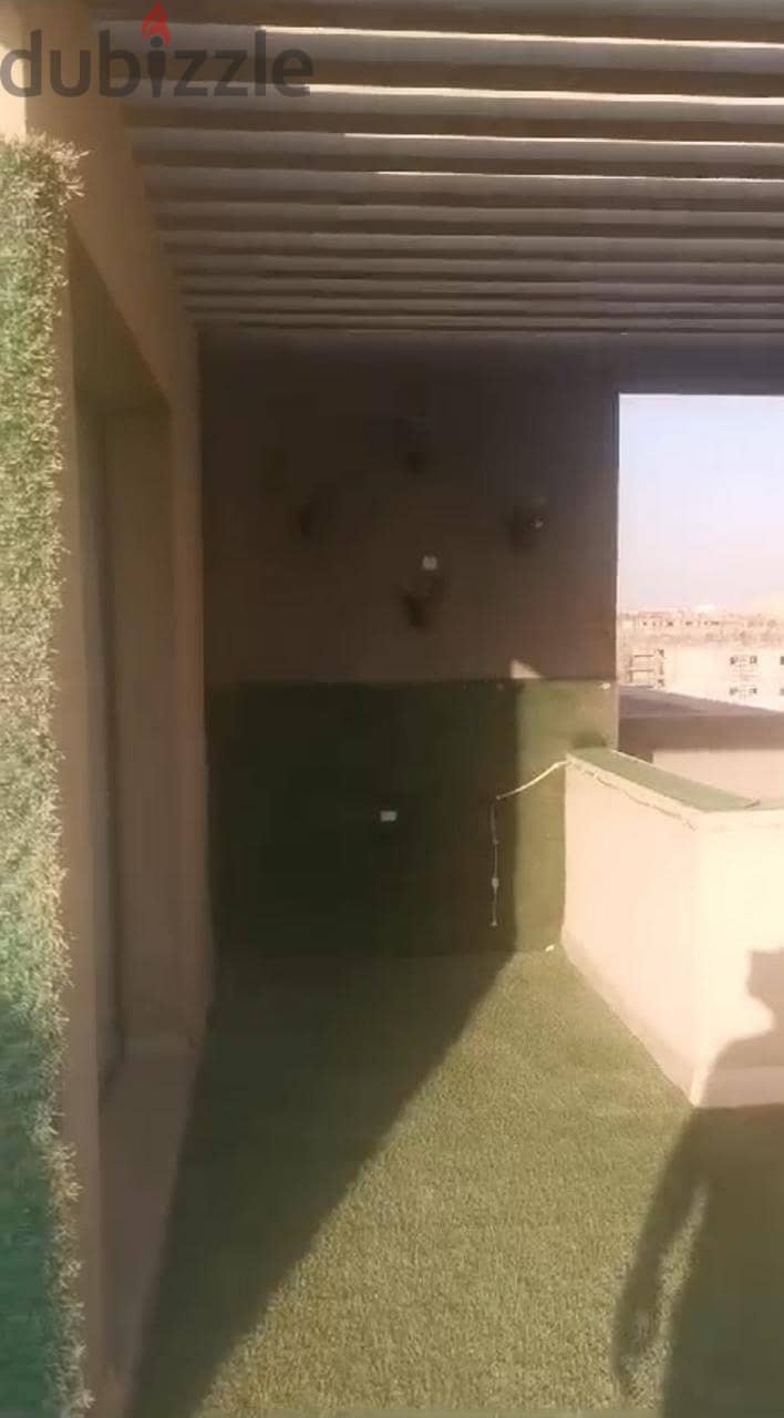 Penthouse for sale with kitchen and air conditioners, Fifth Square Al Marasem Compound  Near Palm Hills Kattameya and North 90th  View Garden 6
