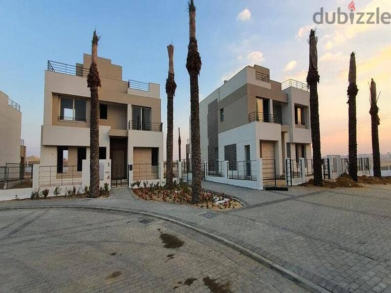 For quick sale, villa in Palm Hills New Cairo 1