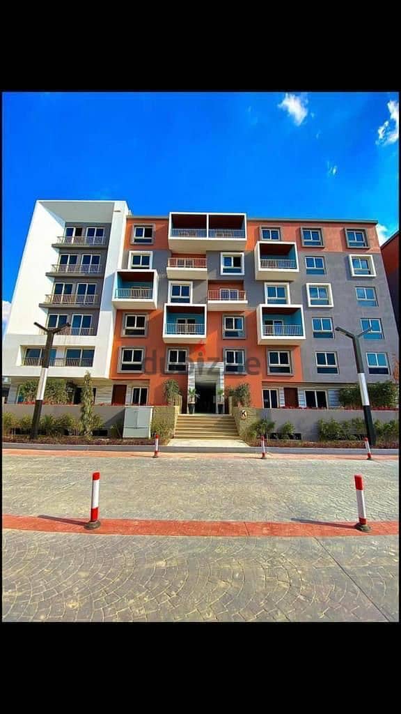 Receive immediately and in installments at your convenience. . 199 sqm super luxury apartment for sale in Fifth Settlement in Amorada New Cairo Compoun 11