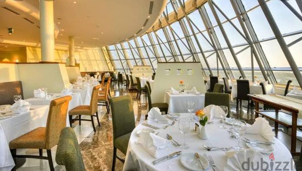 Restaurant or cafe 60 meters, immediate receipt at a special price and 15% discount _ directly in front of the iconic tower _ in the most prominent ma 2