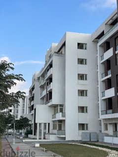 Fully finished apartment ready to move in a full-service compound with installments over 10 years 0