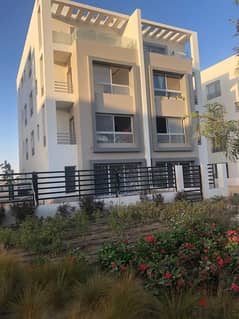 Duplex 234m for sale view Landscape 3 bedrooms ready to move prime location in Hyde Park in Fifth Settlement 0