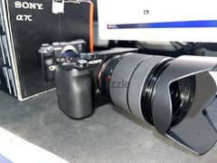 كاميرا A7c معاها عدسة 28-70 kit lens