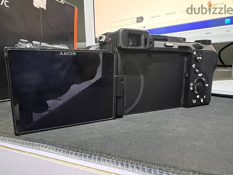 كاميرا A7c معاها عدسة 28-70 kit lens 3