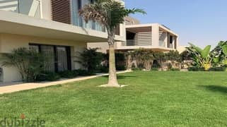Villa for sale in the heart of the Fifth Settlement in New Cairo, next to the American University on the 90th Street In installments over 8 years