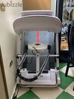 treadmill used like new one 0