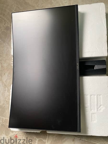 asus 27in curved monitor 165 hrtz 1ms for gaming 5