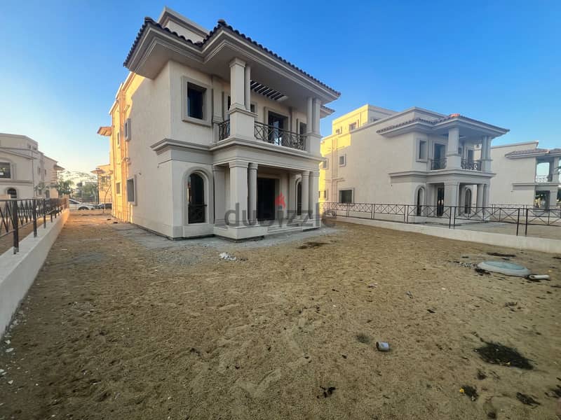 Villa for sale in D3 city, immediate receipt, prime location, payment system over 7 years 15