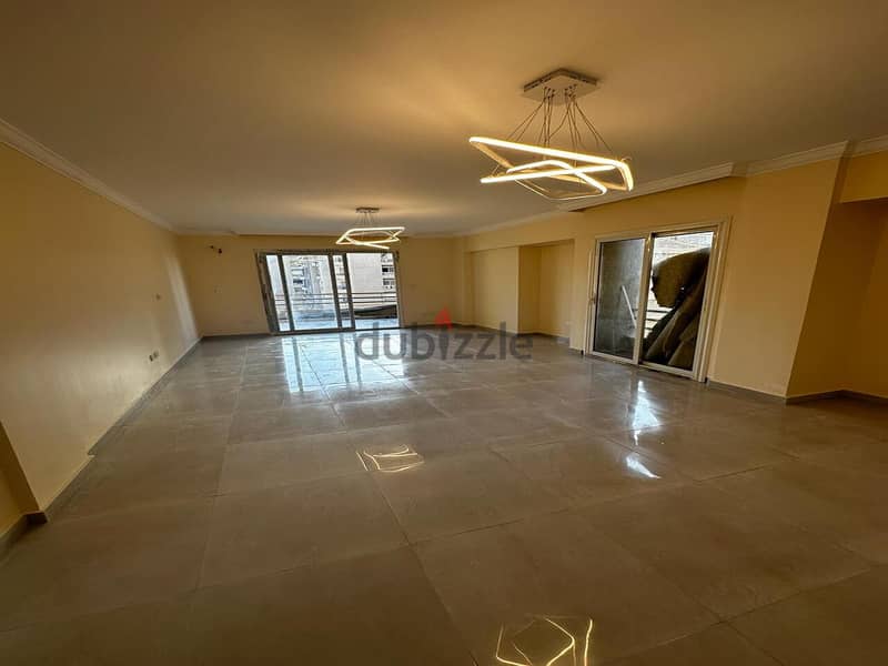 apartment for rent at the square new cairo | super lux | prime location 4