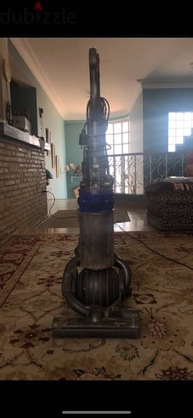 مكنسة dyson dc25