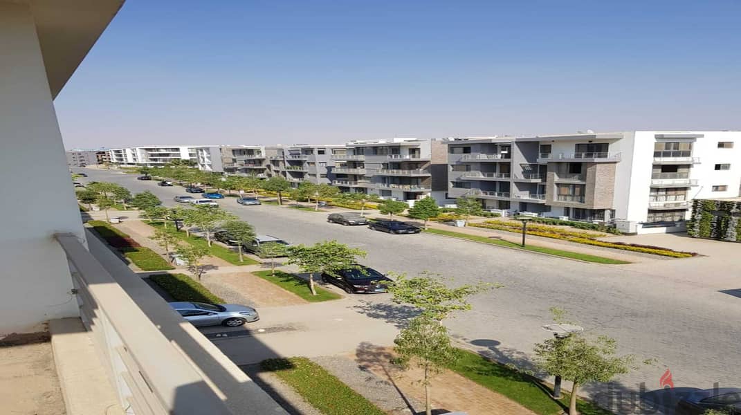 Apartment for sale in the settlement in front of Cairo Airport, installments over 8 years 1