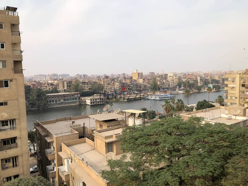 A 3-bedroom apartment overlooking the Nile for rent in Al-Gezira Al-Wousta Street 7