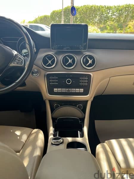 Mercedes-Benz CLA 180 2018 5