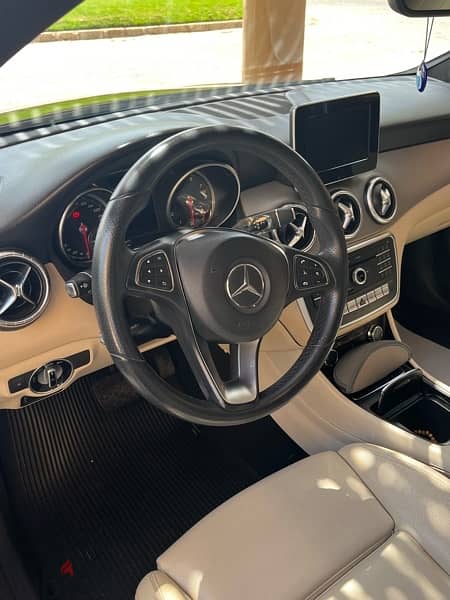 Mercedes-Benz CLA 180 2018 8