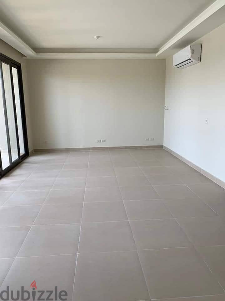 Standalone villa Fully finished with air conditioners for sale in Azha, it is the most private and prestigious in Ain Sokhna irect on the lagoonn 4
