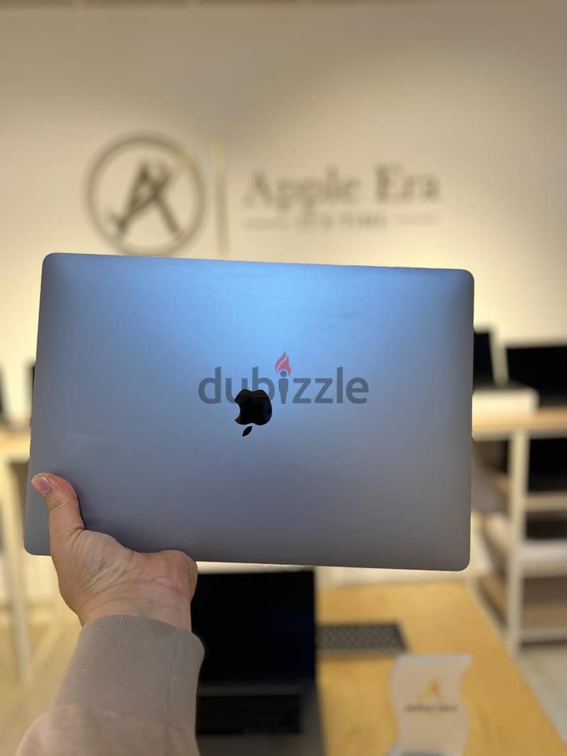 MacBook Pro Model 2019 i7 2