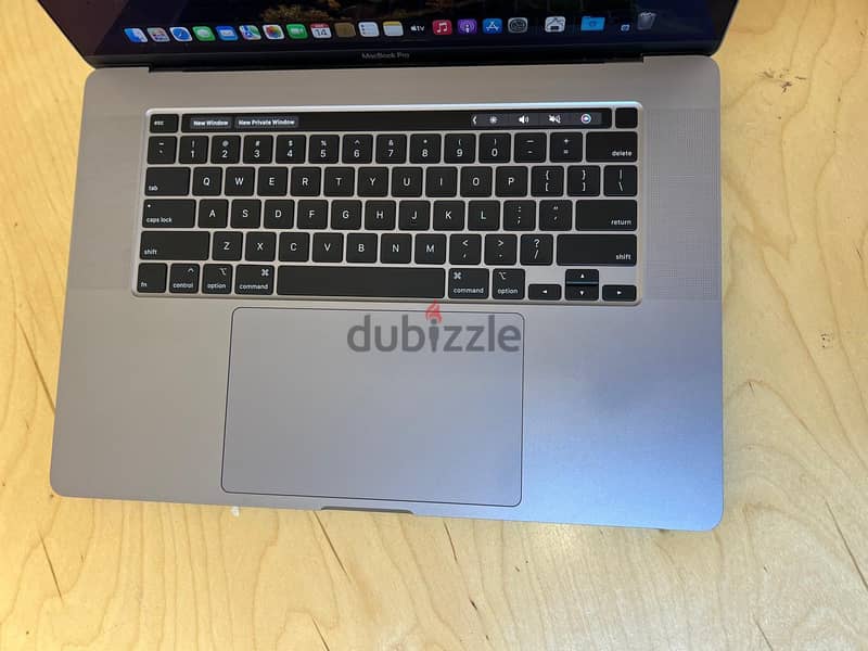 MacBook Pro Model 2019 i7 3