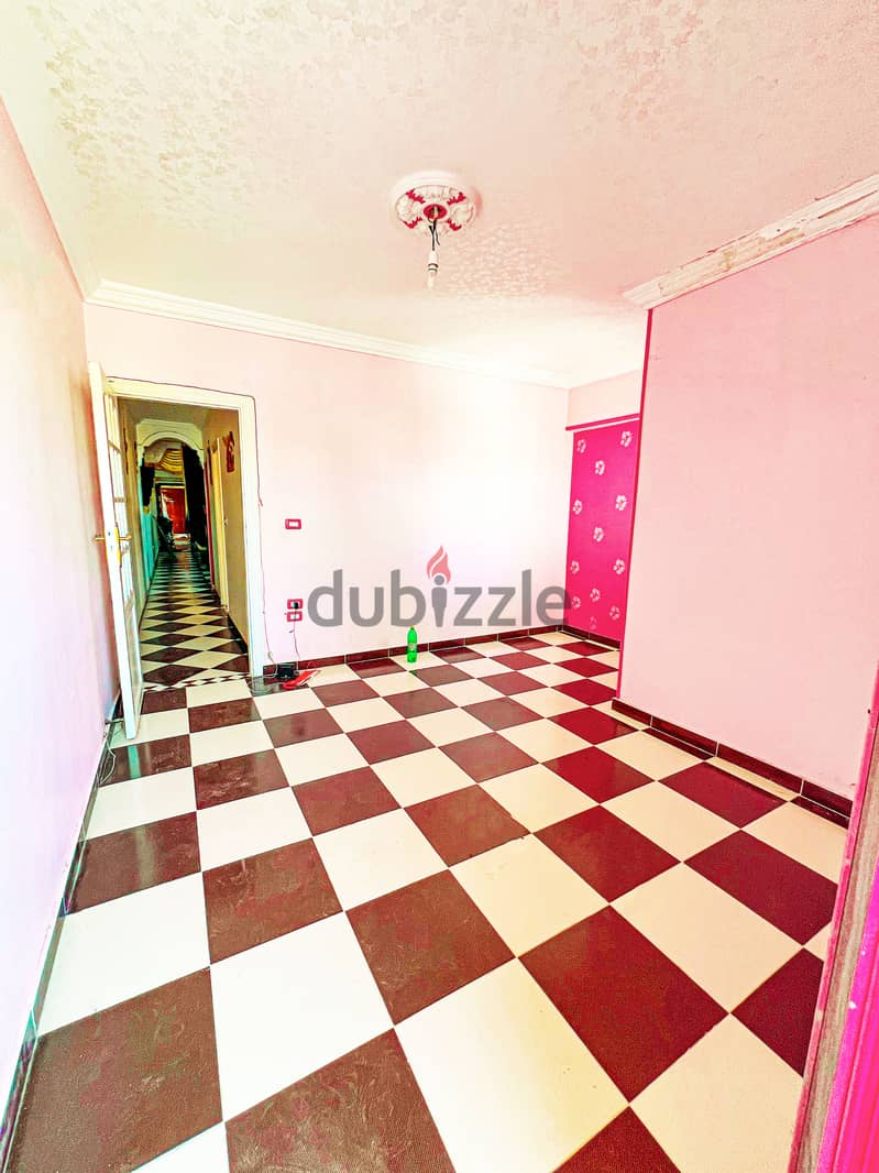 Apartment for sale - Sidi Bishr Bahri (next to Fathallah) - area 110 full meters 4