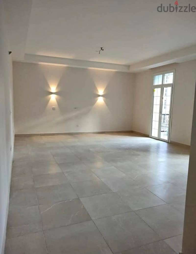 apartment 250m fully finished in alamein towers with AC'S and kitchen 10