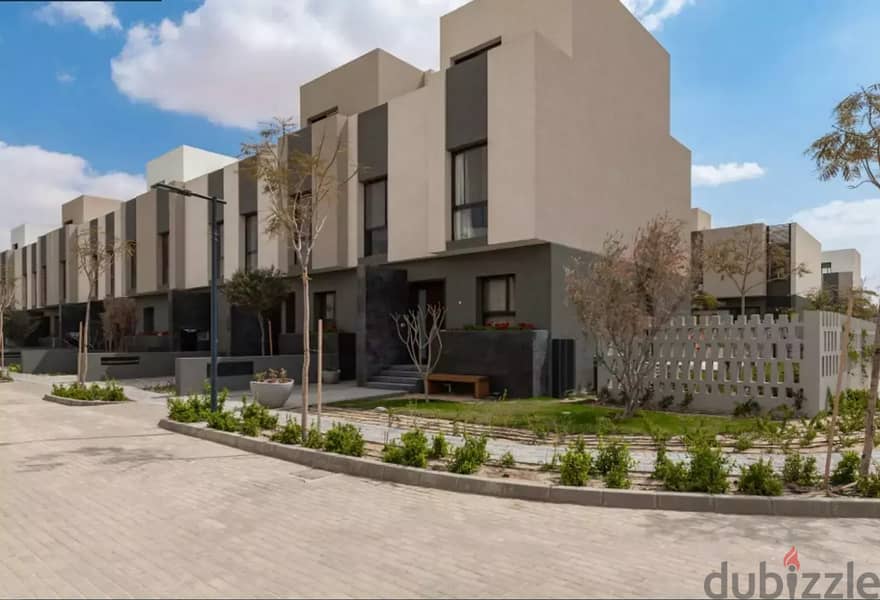 villa 240m prime location in el sherouk city , Al burouj compound 10