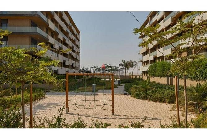 Finished apartment for sale in Al Burouj Elsherouk 255m with 6y installments  شقة للبيع متشطبة في الشروق 255م باقساط  بالقرب من مدينتي 3
