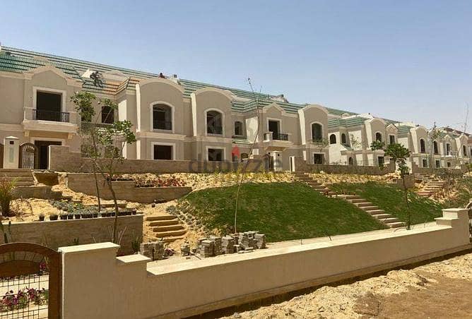 Townhouse villa for sale with 9y installments 120m in At East Sabbour تاون فيلا للبيع في ات ايست  صبور القاهرة الجديدة 120م  باقساط 9 سنوات 3