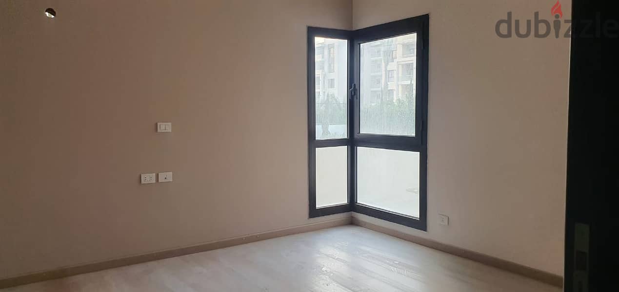 Apartment for Sale with a garden in The Address East at the lowest price in the Market 7