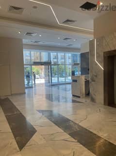 Clinic for rent finished with ACs in a medical mall - El Nargas building - 5th Settlement / عيادة للإيجار متشطب بالتكييفات بمول طبي - عمارات النرجس