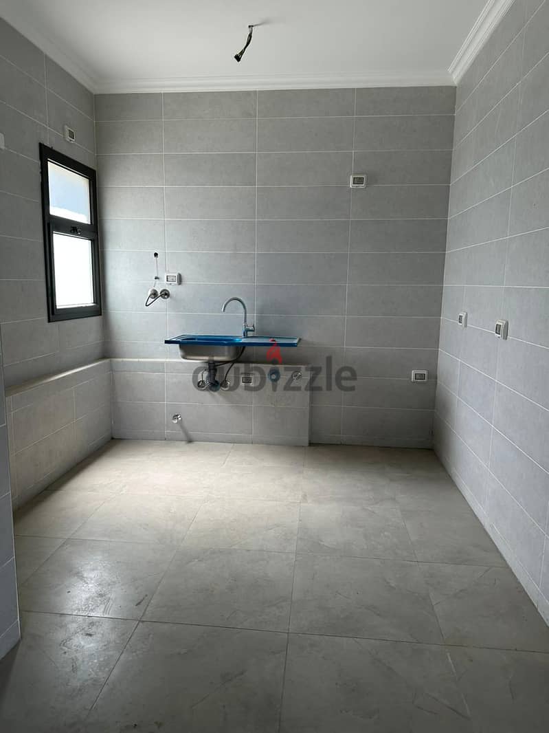 Apartment for sale installments 65m ready to move in Madinaty Privado 9