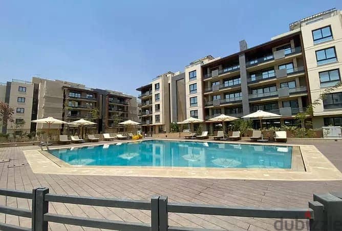 For sale, an apartment with immediate receipt in the heart of the Fifth Settlement, Azad Compound, New Cairo 5