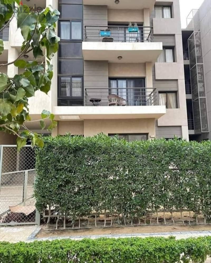 Apartment with garden (immediate receipt + finished) for sale in the Fifth Settlement, Al Marasem Fifth Square Compound 7