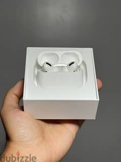 Apple Airpods pro 1st generation with Wireless Charging Case 0