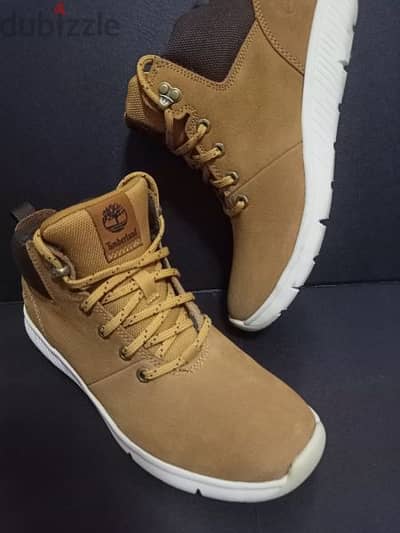 جزمة Timberland وارد امريكا بدون علبة مقاس 37