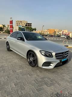 2020 E200 amg night package 0
