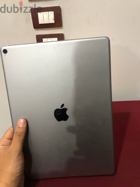 iPad Pro 2017 12.9 inch 1