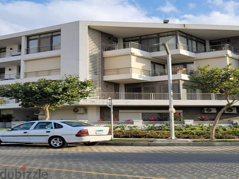 2BR apartment in a private garden on the extension of Al-Thawra Street in front of the airport 1