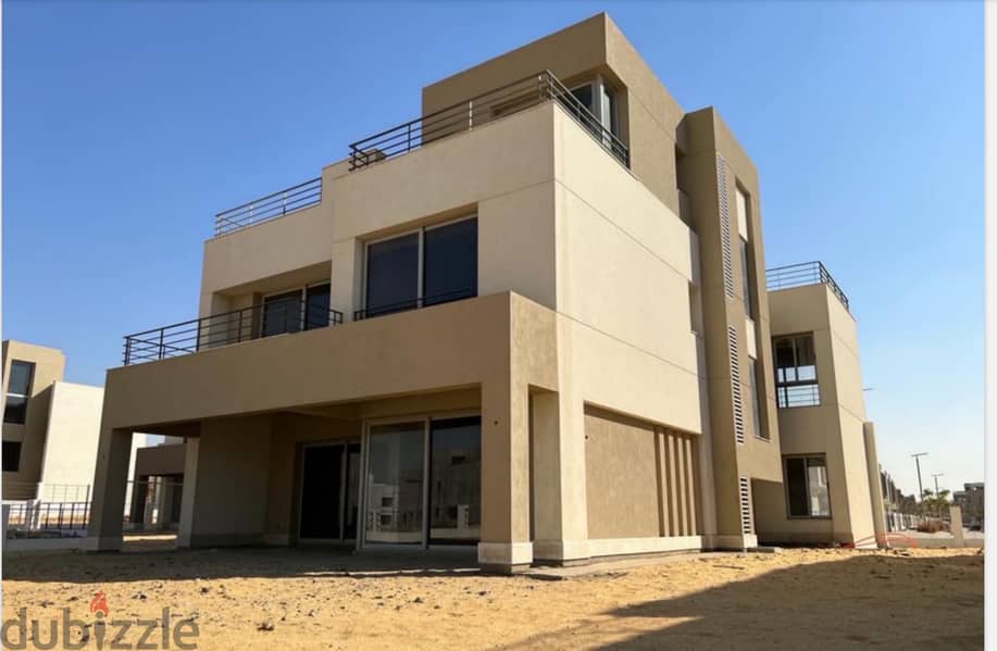 Very Unique Family House Type G, semi-finished, Bahary, 250 sqm + 145 sqm, open space for sale in Palm Hills New Cairo Compound 4