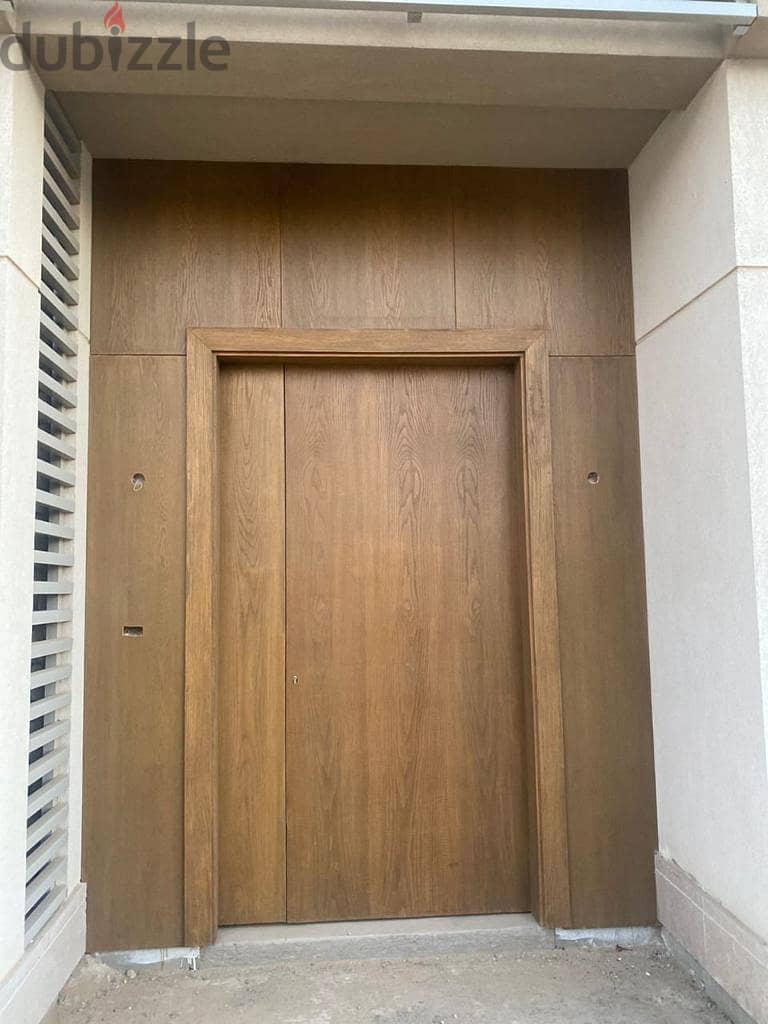 Town House for sale in Plam Hills new cairo , 191 sqm , two floors 2