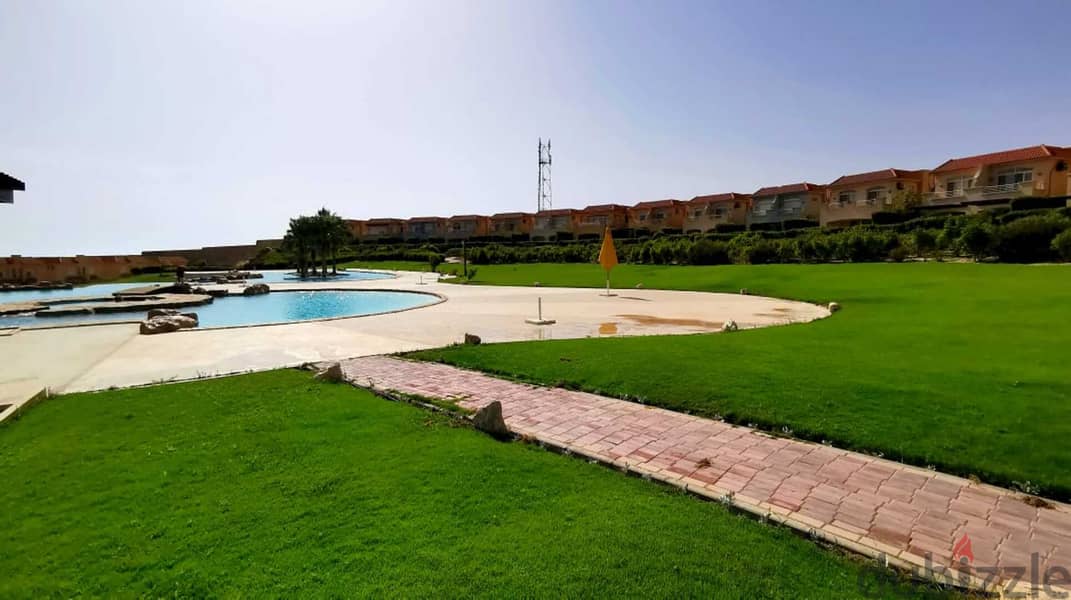 Twin house villa for sale, fully finished, in the most prestigious resorts in Sokhna Hills 3
