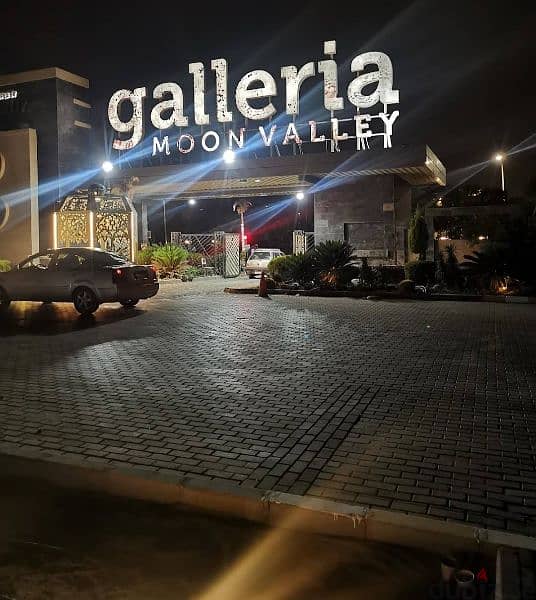 شقة 160م (استلام فورى) فى Galleria moon valley 7