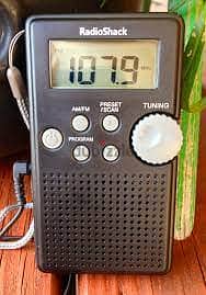 راديو ديجيتال  صغير الحجم  بحث ذاتي جوده عاليه RadioShack AM/FM 1