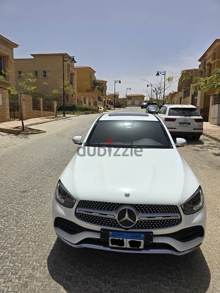 Mercedes-Benz GLC 300 2020 1