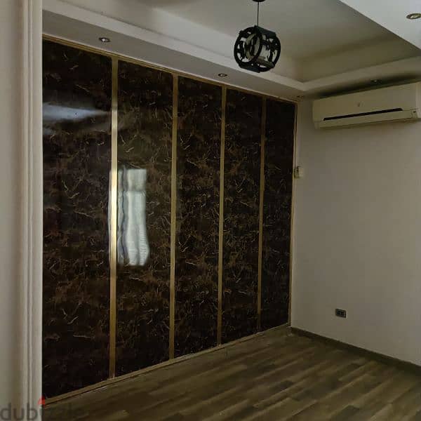 مكتب مفروش مودرن للايجار بشارع التحرير الرءيسي بالدقي بجوار مترو الدقى 3